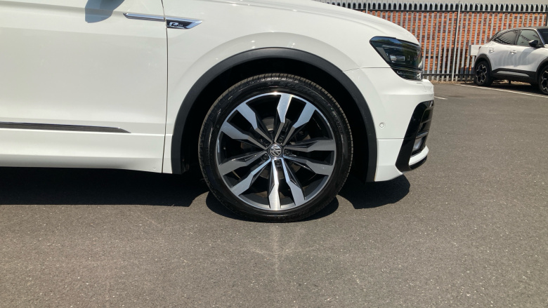 Volkswagen Tiguan 2.0 TDi 150 4Motion R-Line 5dr Diesel Estate